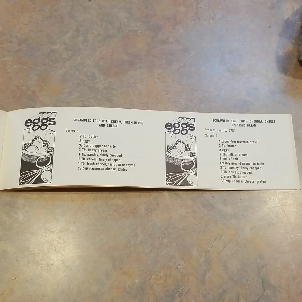 🔮Vintage Cookbook From 1972 - Picture 7 of 9